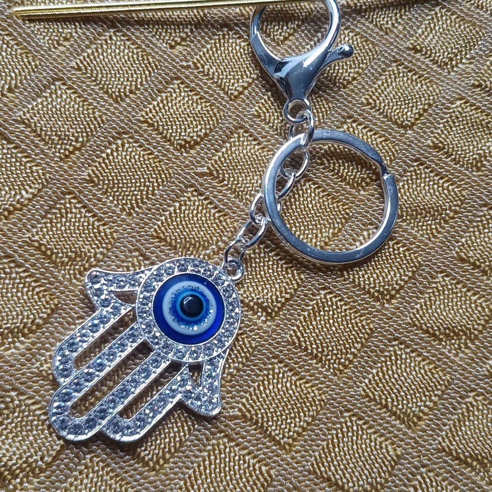 FREE SHIPPING Hamsa Evil Eye Silver and Blue Keychain Bag Charm 🧿